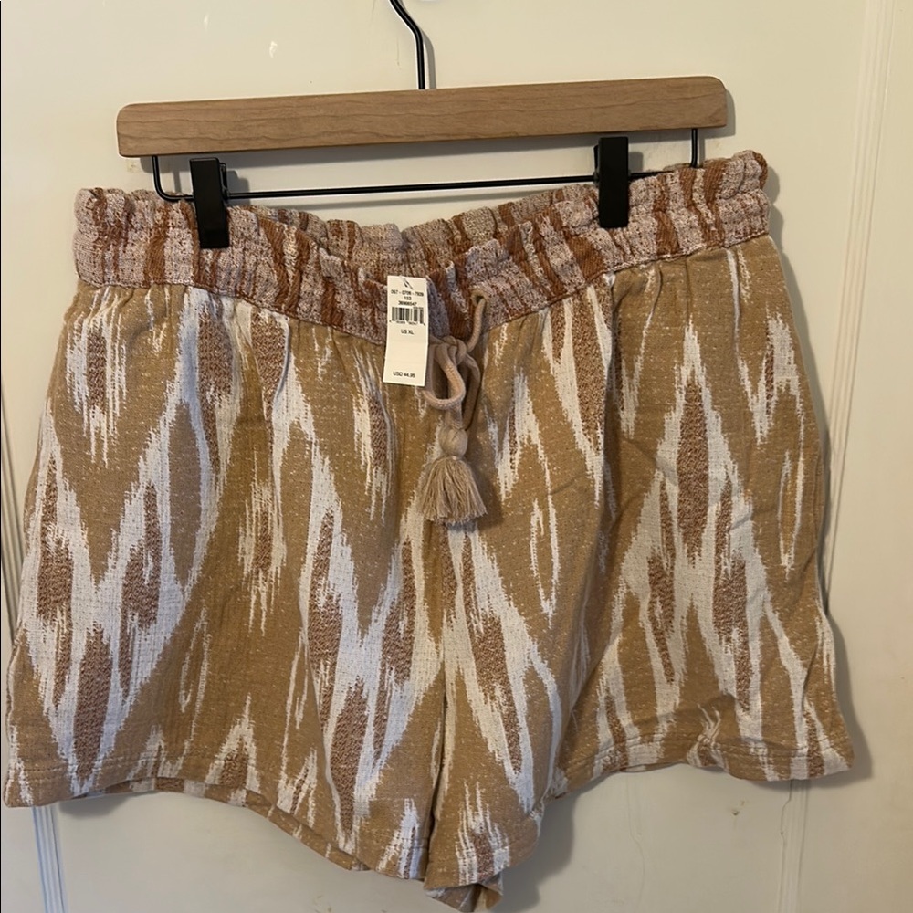 Aerie Beach Short